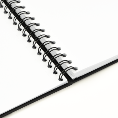 Блокнот на спирали A5 (14,8х21 см), 100 г/м2, 80л, черный, ROSA Studio